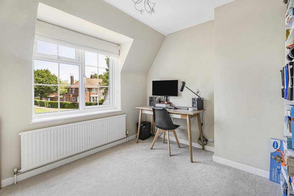 Additional image 9 of Woodhall Lane, Welwyn Garden City, Hertfordshire, AL7