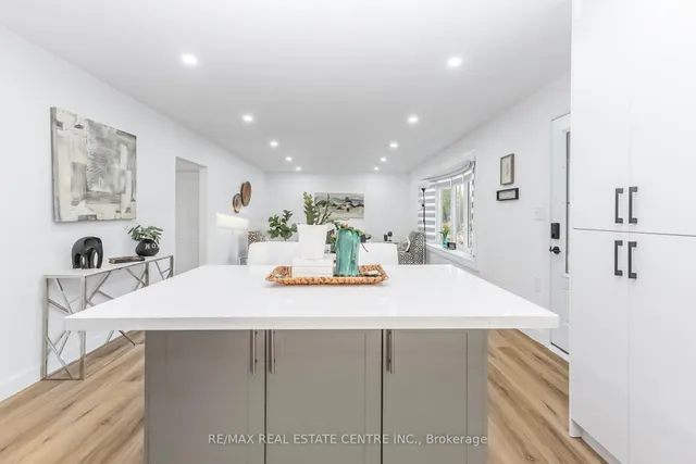 Additional image 17 of 959 Mohawk Rd