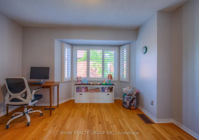 Additional image 29 of 895 Maple Ave Unit 502