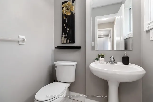 Additional image 10 of 1517 Evans Terr