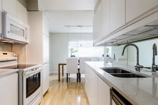 Additional image 15 of 1556 Kerns Rd Unit 3