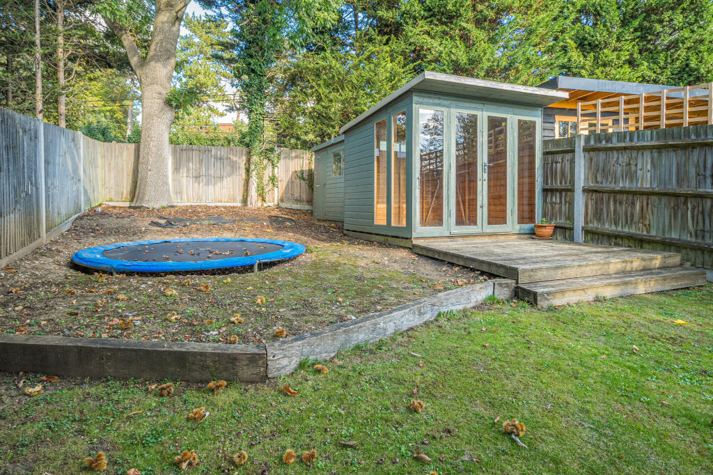 Additional image 8 of Bowers Way, HARPENDEN, AL5