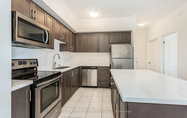 Additional image 20 of 640 Sauve St Unit 313