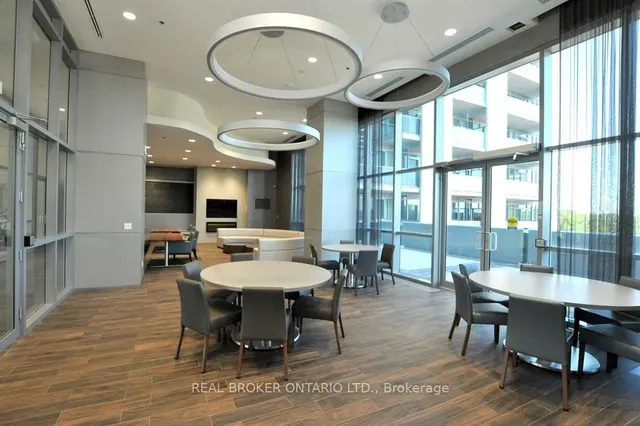 Additional image 32 of 2087 FAIRVIEW St Unit 606