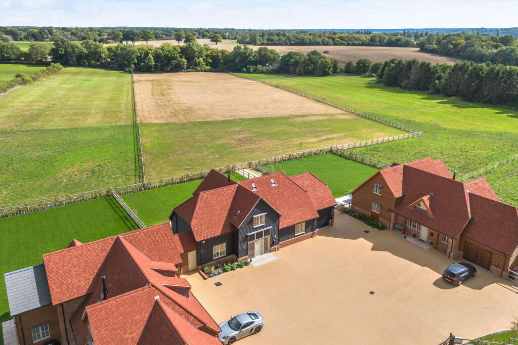 Additional image 40 of Stunning 4 bedroom country home with 4.52 acre paddock