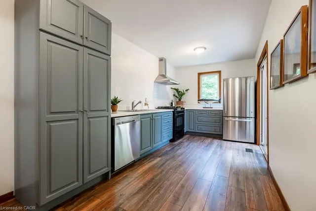 Additional image 15 of 228 Edgemont St