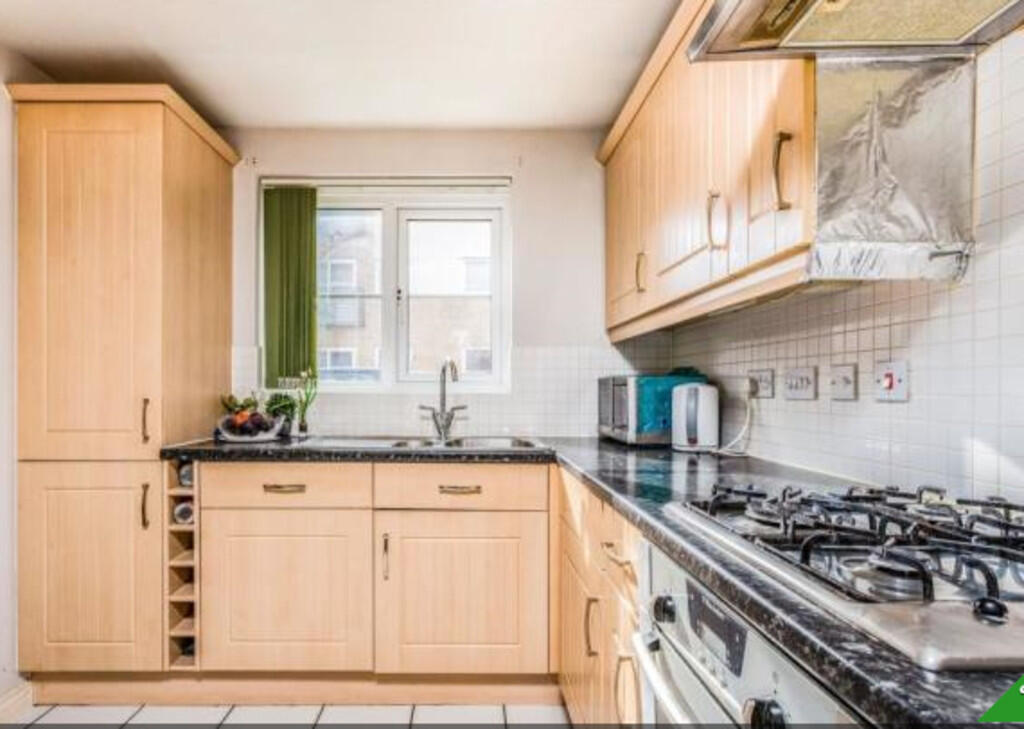 Additional image 3 of 102 Eddington Crescent