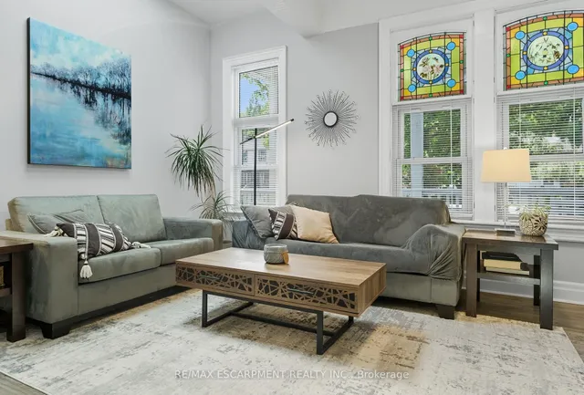 Additional image 9 of 33 Broadway Ave