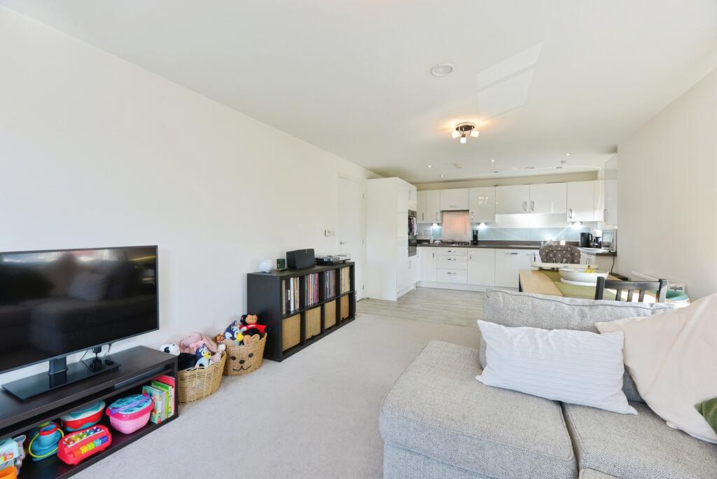 Additional image 13 of 51 Bridge Road East, Welwyn Garden City, AL7