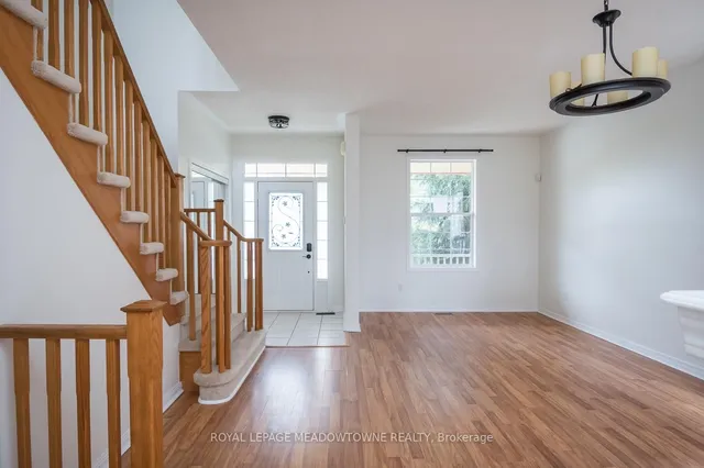 Additional image 8 of 833 Watson Terr