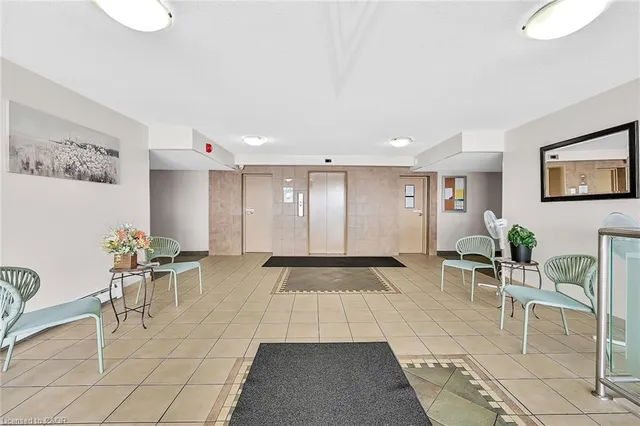 Additional image 7 of 510 Queenston Rd Unit 404