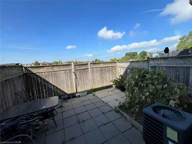 Additional image 26 of 370 Stonehenge Dr Unit 12