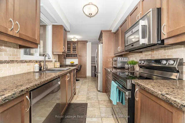 Additional image 13 of 225 Golfwood Dr