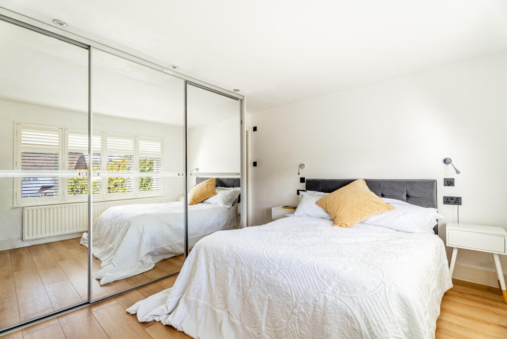 Additional image 10 of Wroxham Way, Harpenden, Hertfordshire, AL5
