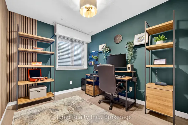 Additional image 32 of 1206 Main St Unit 107