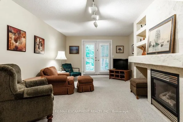 Additional image 18 of 1095 Skyview Dr Unit 2