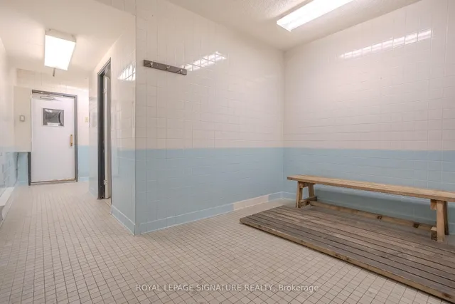 Additional image 17 of 975 Warwick Crt Unit 1608