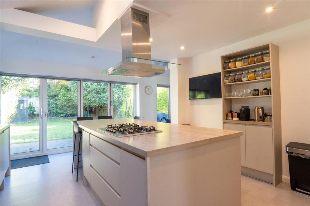 Additional image 11 of Stratford Road, Hall Green, Birmingham