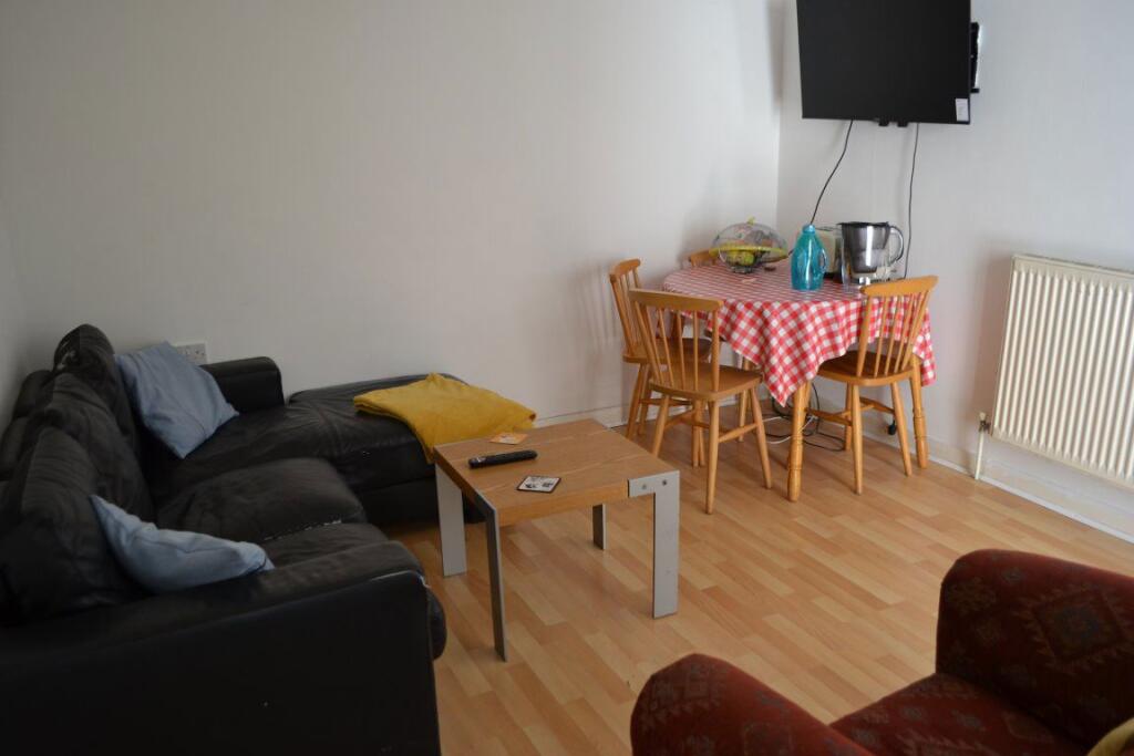 Additional image 2 of 7 Dawlish Road, B29 7AF