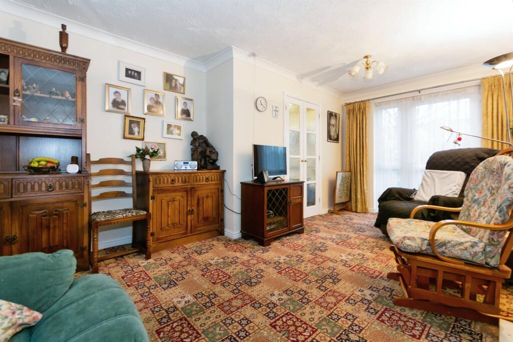 Additional image 3 of Stratford Road, Hall Green, Birmingham