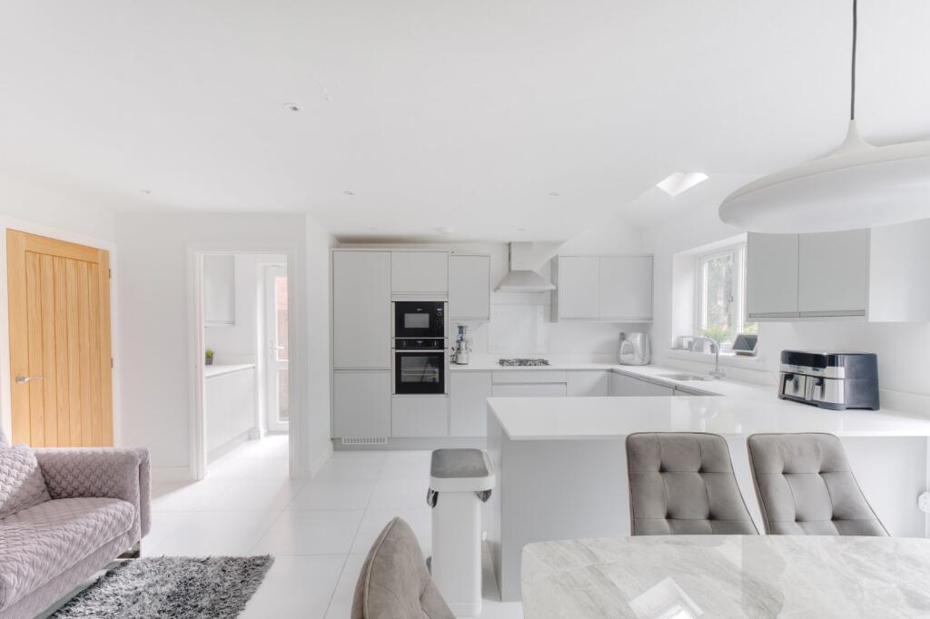 Additional image 11 of Warwick Gardens, Birmingham, West Midlands, B28