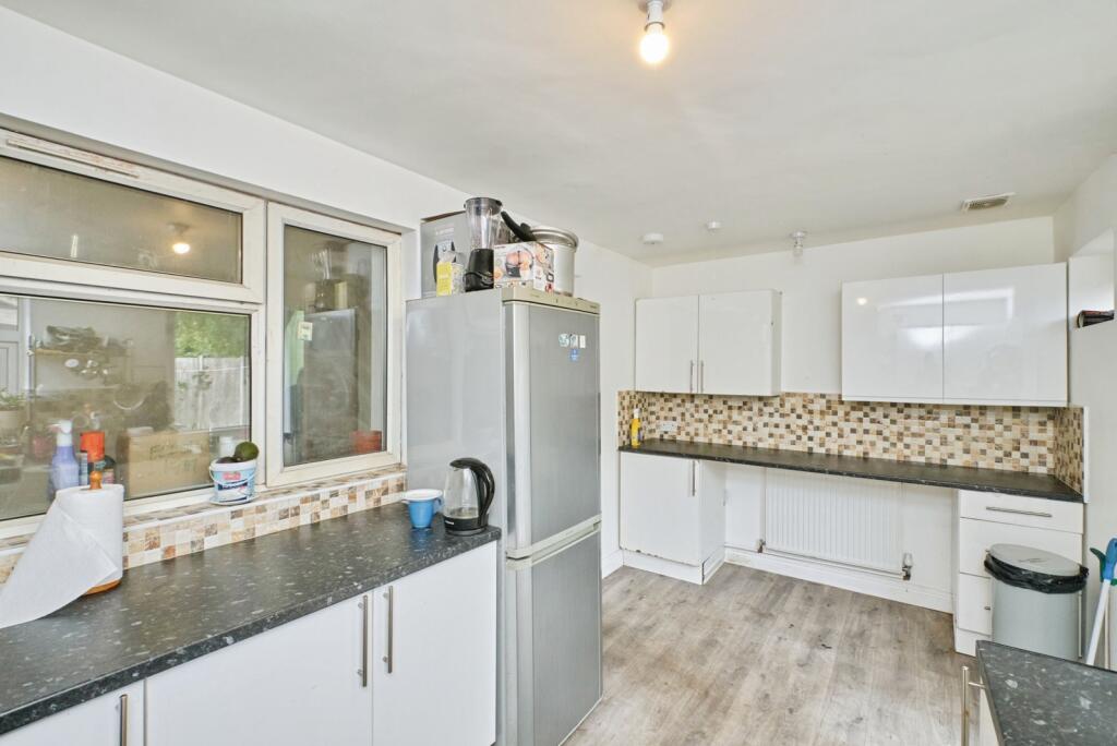 Additional image 4 of Herne Close, BIRMINGHAM, West Midlands, B18