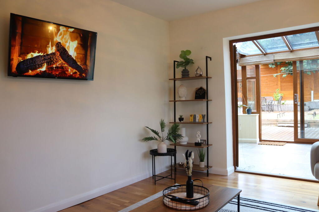 Additional image 4 of Gillman Close, Sheldon