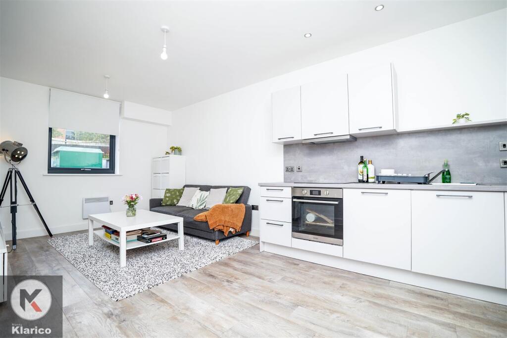 Additional image 5 of Wagon lane, Sheldon