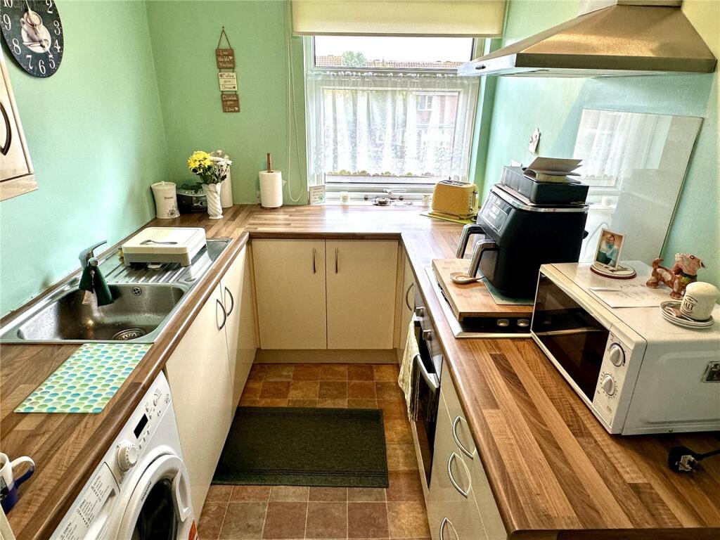 Additional image 5 of Hales Gardens, Birmingham, West Midlands, B23