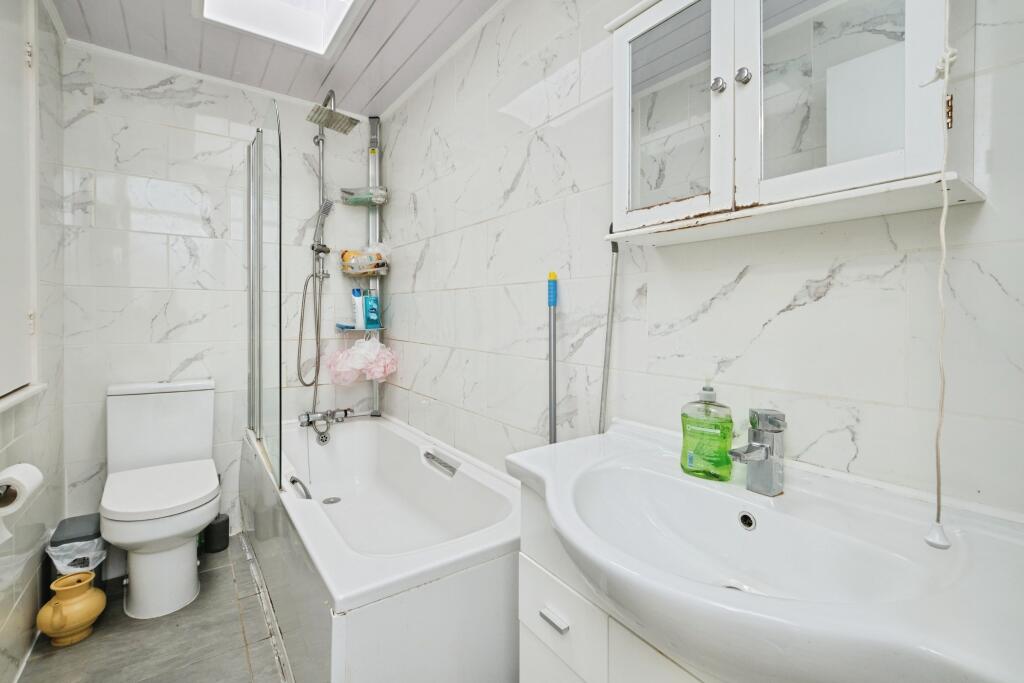 Additional image 9 of Porchester Drive, Birmingham, B19