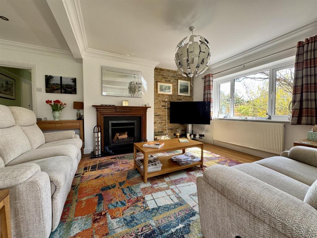 Additional image 4 of South Ferring