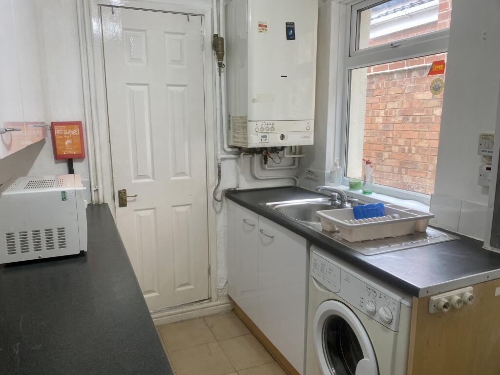 Additional image 6 of Room 1 Hubert Road, B29