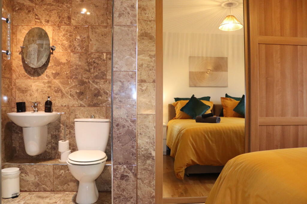 Additional image 13 of Gillman Close, Sheldon