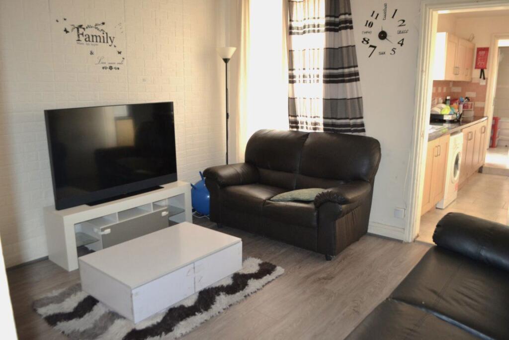 245 Hubert Road, B29 6ES