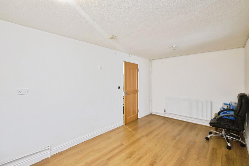 Additional image 6 of Herne Close, BIRMINGHAM, West Midlands, B18