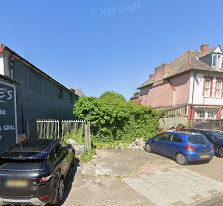 房产图片 2 - 伯明翰埃奇巴斯顿巴恩斯利路2-28号后方土地，邮编B17 8EL
