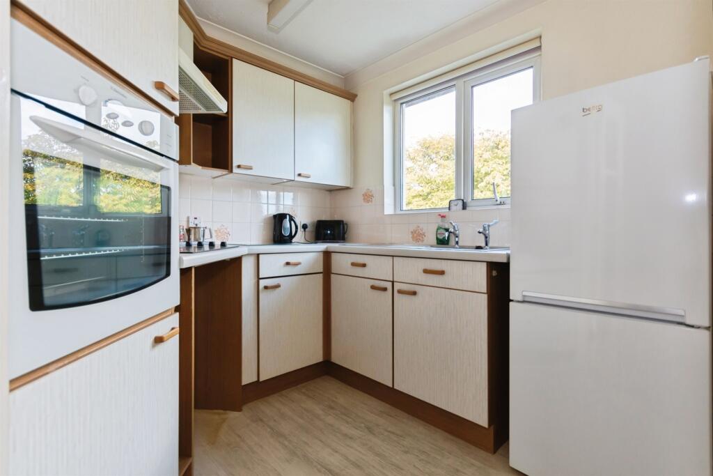 Additional image 11 of Stratford Road, Hall Green, Birmingham