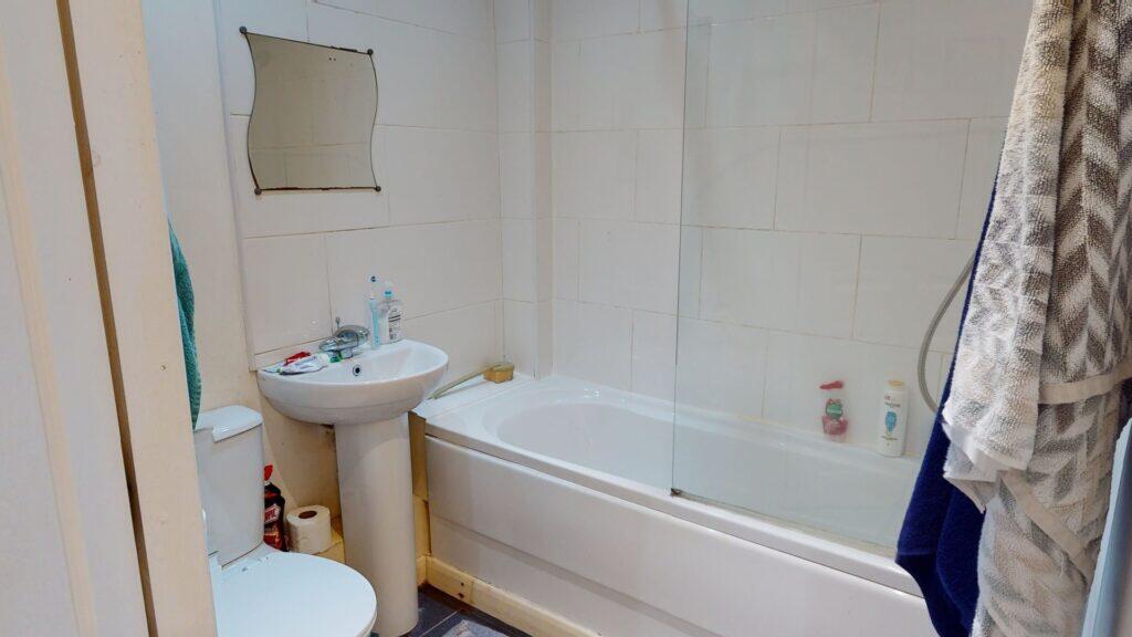 Additional image 4 of Flat 4 Chapter Court, Heeley Road, Selly Oak, B29 6DP