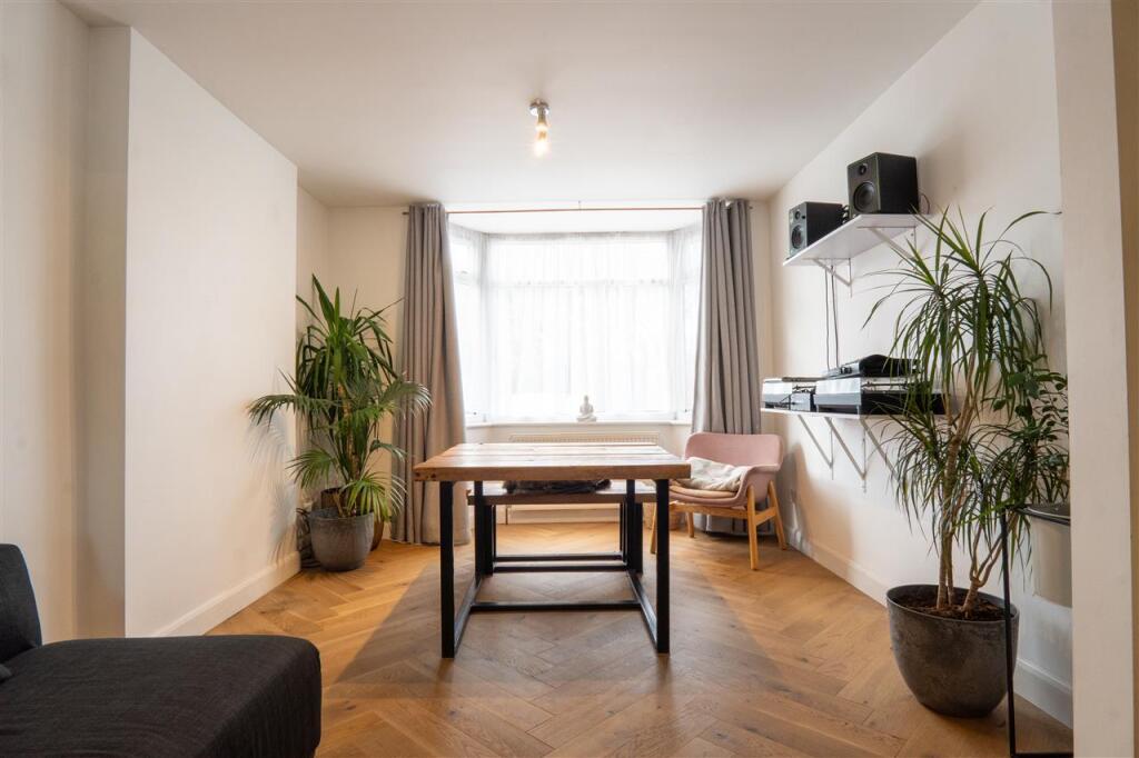 Additional image 7 of Stratford Road, Hall Green, Birmingham