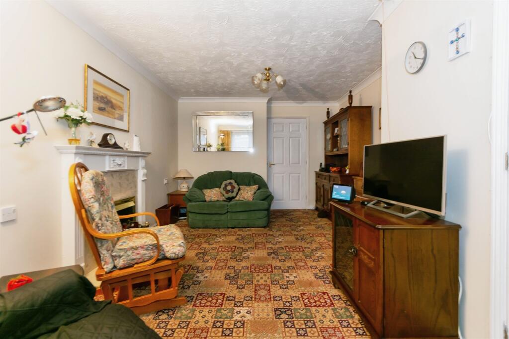 Additional image 5 of Stratford Road, Hall Green, Birmingham