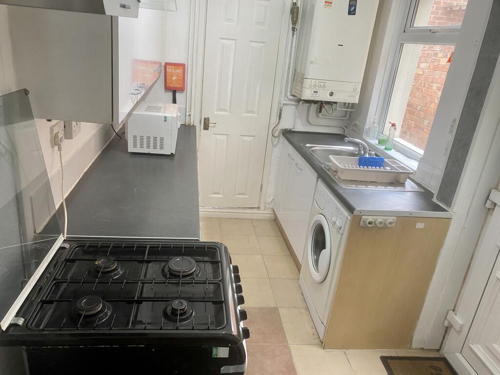 Additional image 8 of Room 1 Hubert Road, B29