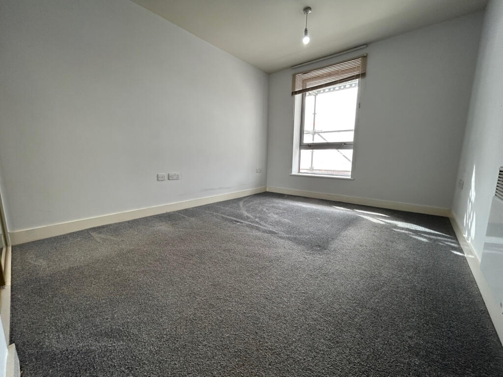 Additional image 3 of Quartz, Hall Street