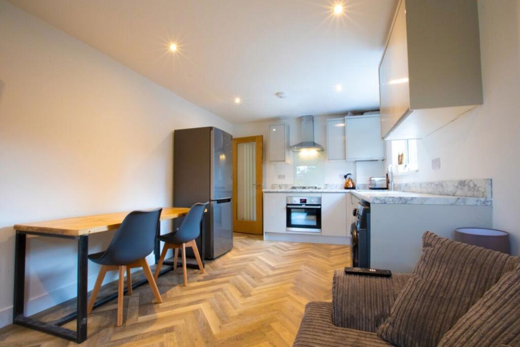 Additional image 15 of Seymour Close B29 7JD