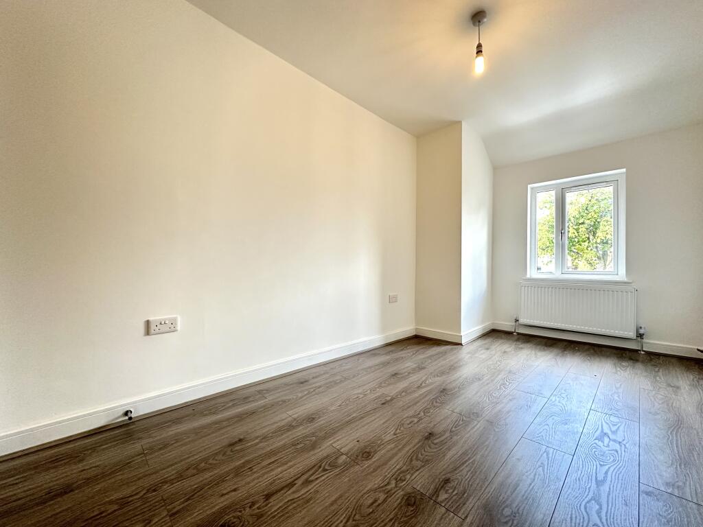 Additional image 10 of Stratford Road, Hall Green B28