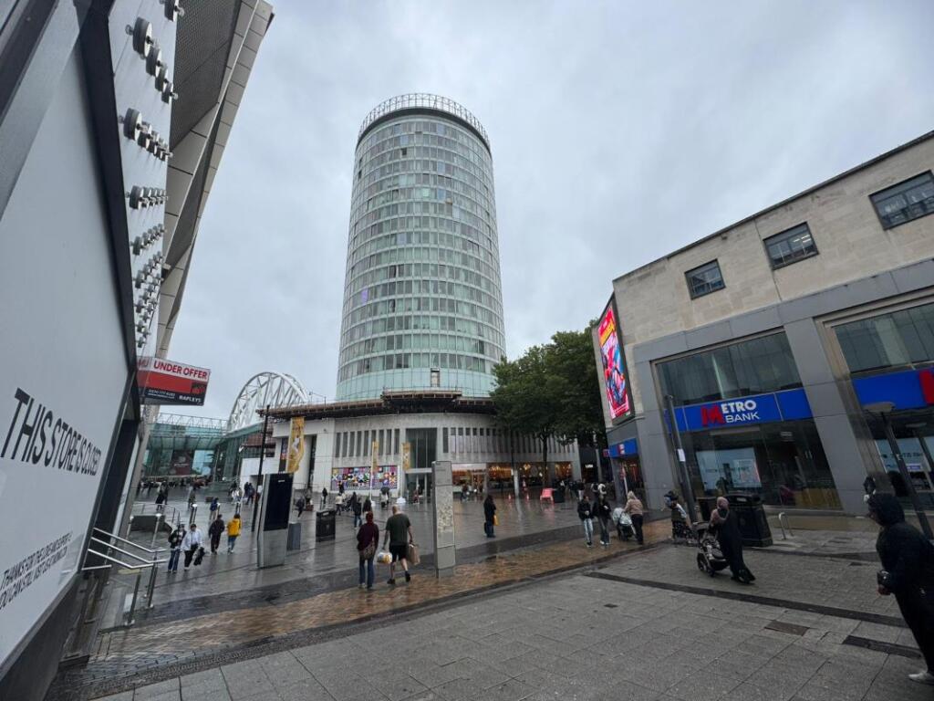 Property image for Apartment 1709 The Rotunda, 150 New Street, Birmingham, West Midlands, B2 4PG