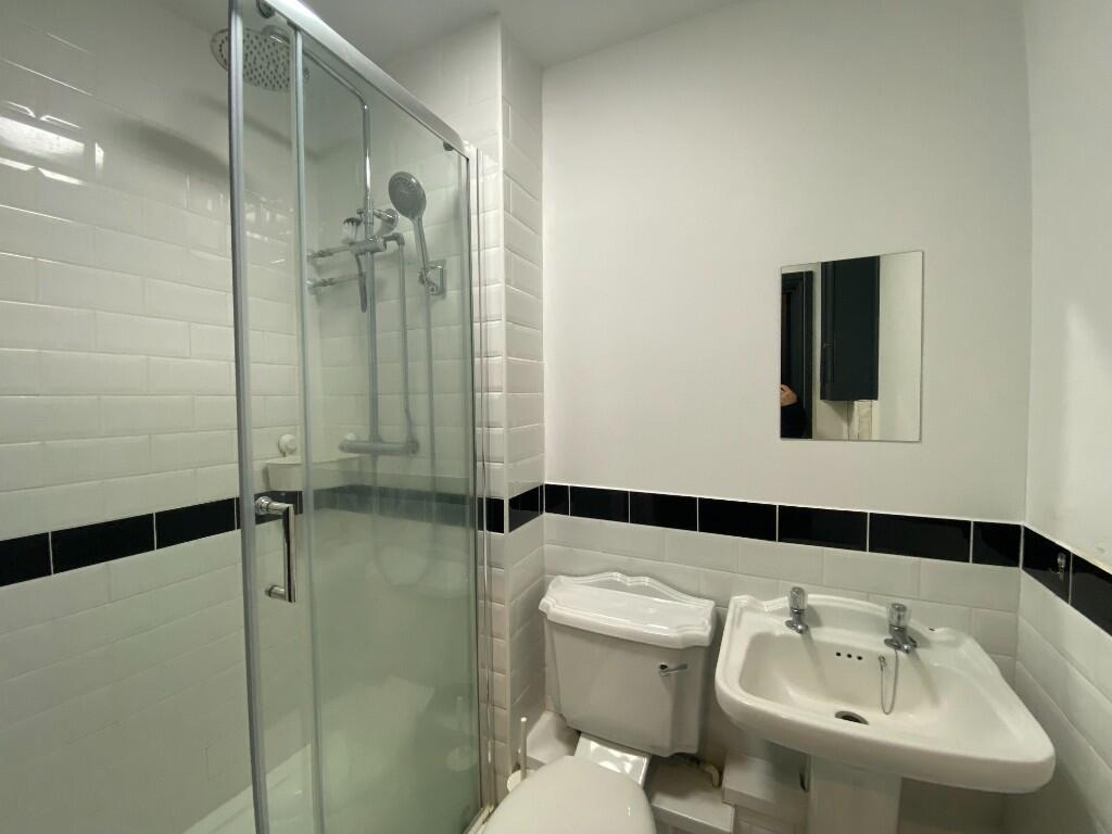 Additional image 8 of Bennetts Hill, Birmingham, B2 [aVEtv9]