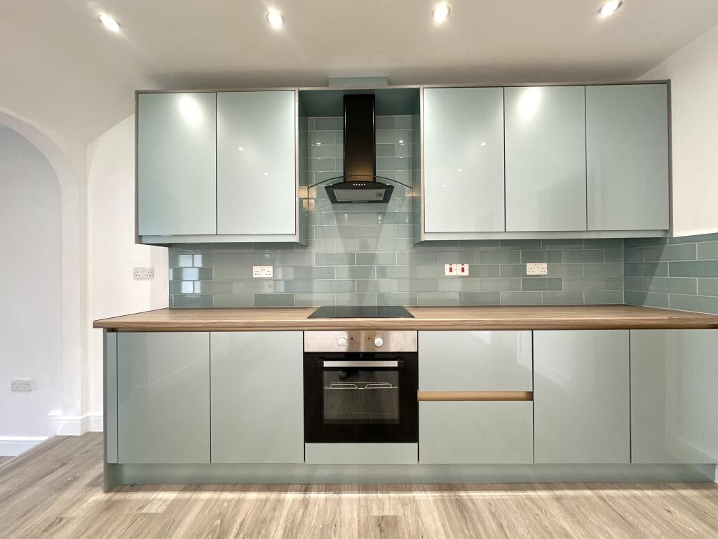 Additional image 4 of Stratford Road, Hall Green B28