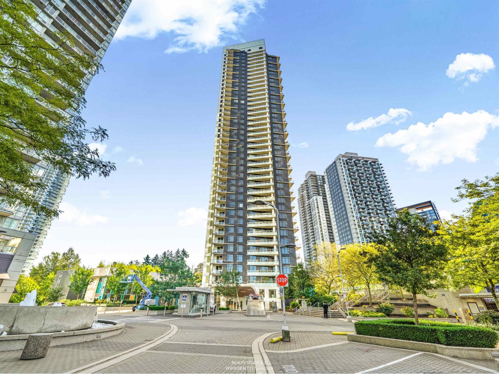 Property image for 2201 9887 WHALLEY BOULEVARD|Surrey, British Columbia V3T0P4