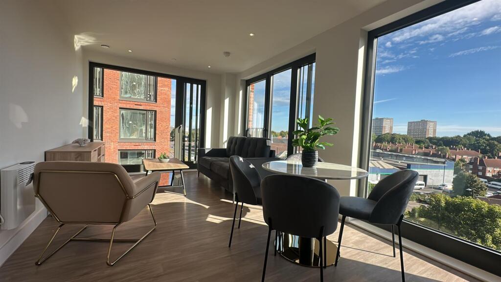 Additional image 8 of Glasswater Locks, Belmont Row, Birmingham