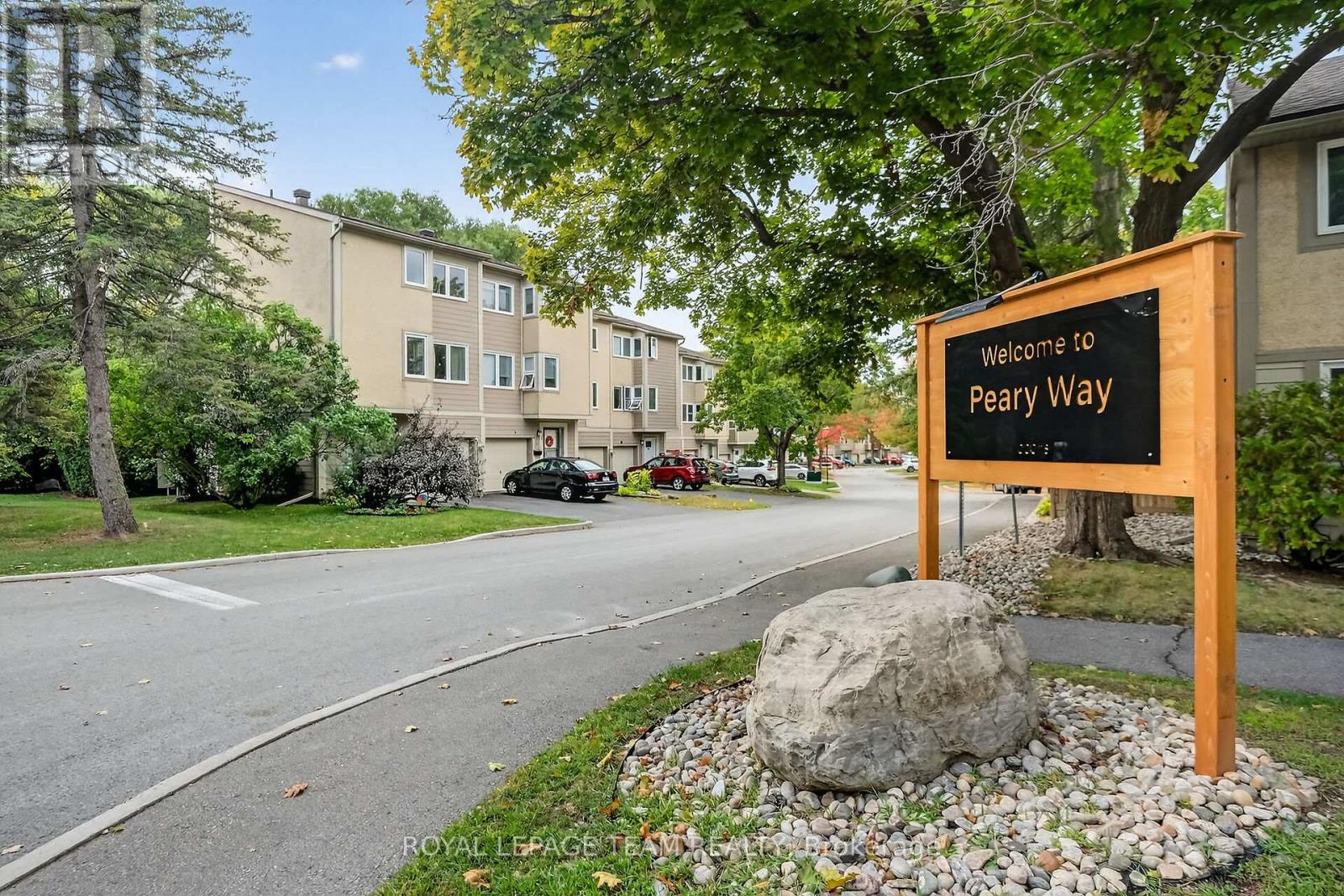 11 PEARY WAY|Ottawa, Ontario K2L1Z9